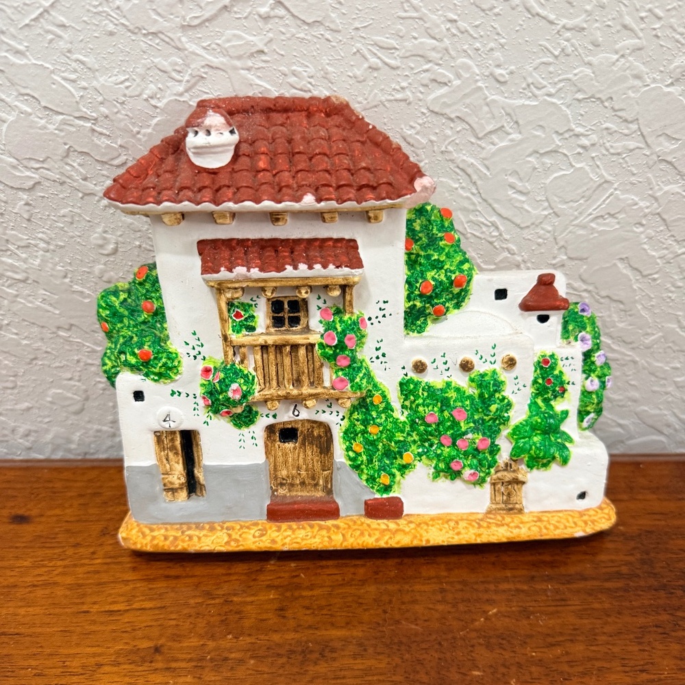 South American Hacienda Ceramic Wall Art – Handcrafted Hand-Painted‎ Folk Décor